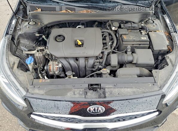 3KPF24AD8ME315767 2021 KIA FORTE Black Rear interior view
