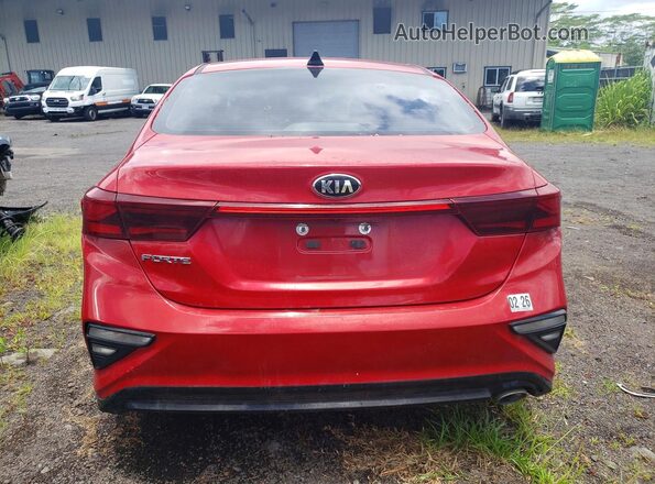 3KPF24AD8ME316577 2021 KIA FORTE Красный Вид сзади