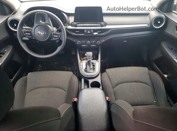 3KPF24AD8ME316577 2021 KIA FORTE Красный Вид панели приборов