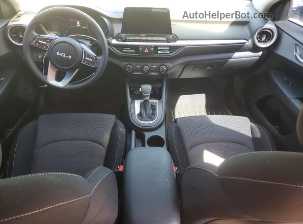 3KPF24AD8RE706151 2024 KIA FORTE White წინა პანელის ხედი