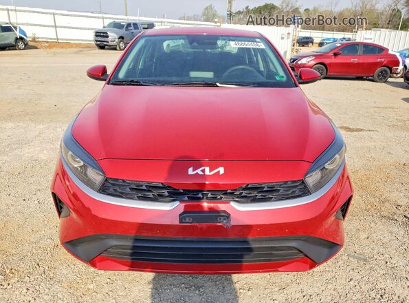 3KPF24AD8RE753454 2024 KIA FORTE Красный Вид спереди