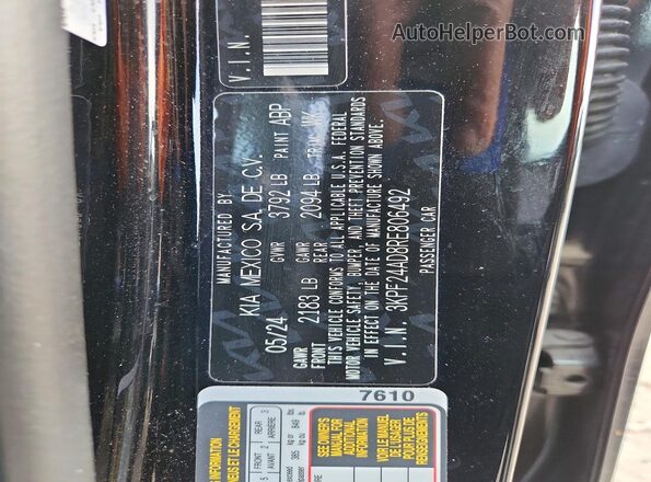 3KPF24AD8RE806492 2024 KIA FORTE Черный Вид подкапотного пространства