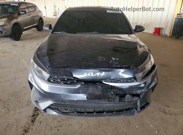 3KPF24AD8RE837645 2024 KIA FORTE Серый Вид спереди