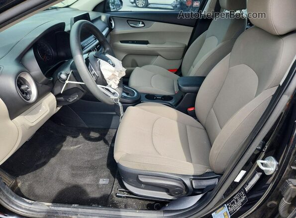3KPF24AD9LE210766 2020 KIA FORTE Черный Вид салона спереди