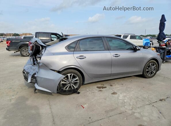 3KPF24AD9RE793574 2024 KIA FORTE Серебряный Задняя правая четверть