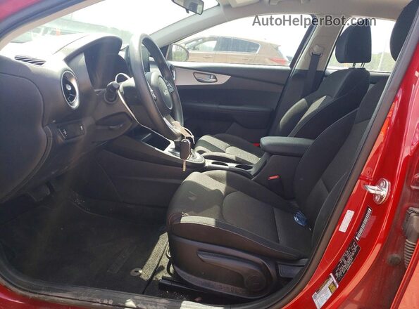 3KPF24AD9RE801253 2024 KIA FORTE Красный Вид салона спереди