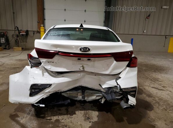 3KPF24ADXKE085663 2019 KIA FORTE Белый Вид сзади