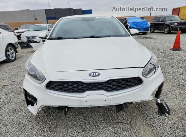 3KPF24ADXME290029 2021 KIA FORTE Белый Вид спереди