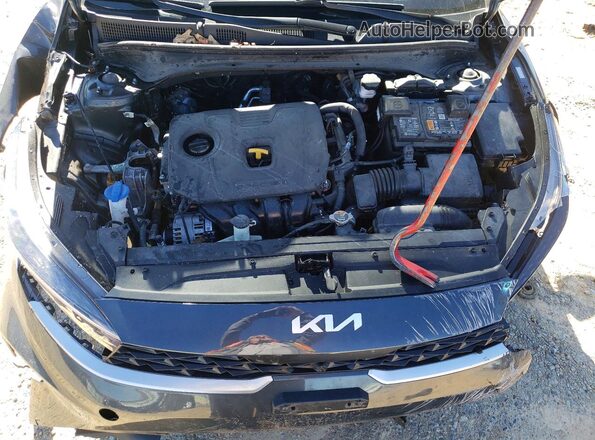 3KPF24ADXRE694486 2024 KIA FORTE Gray Widok wnętrza z tyłu