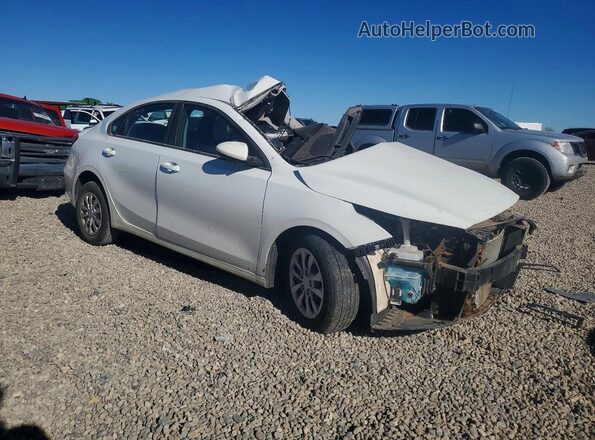 3KPF24ADXRE811581 2024 KIA FORTE White Przód prawy