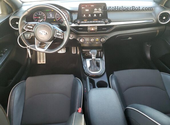 3KPF34AD1LE247582 2020 KIA FORTE Серый Вид панели приборов