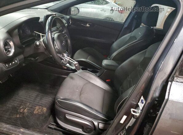 3KPF34AD1ME387049 2021 KIA FORTE Серый Вид салона спереди