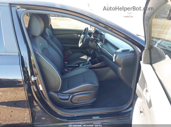 3KPF34AD1ME403136 2021 KIA FORTE Black წინა სალონის ხედი