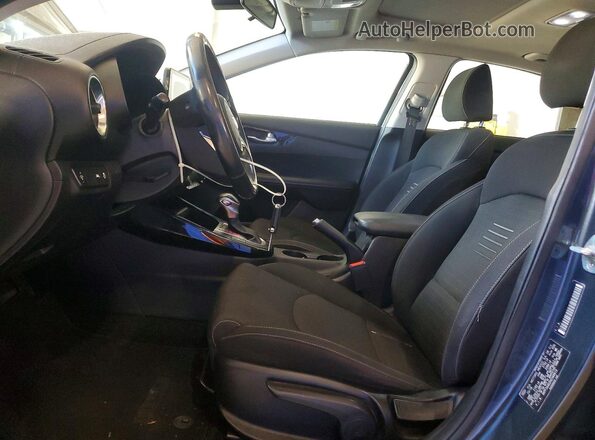 3KPF34AD2KE048619 2019 KIA FORTE Серый Вид салона спереди