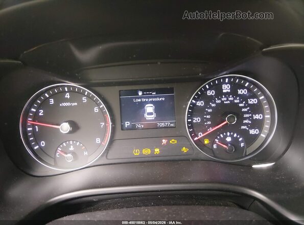 3KPF34AD2LE207043 2020 KIA FORTE Orange Widok tylnych siedzeń