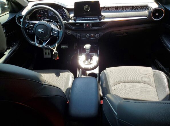3KPF34AD2LE234713 2020 KIA FORTE Оранжевый Вид панели приборов