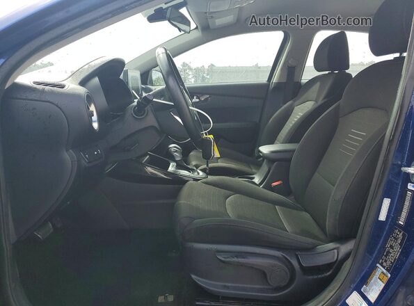 3KPF34AD3KE104079 2019 KIA FORTE Синий Вид салона спереди
