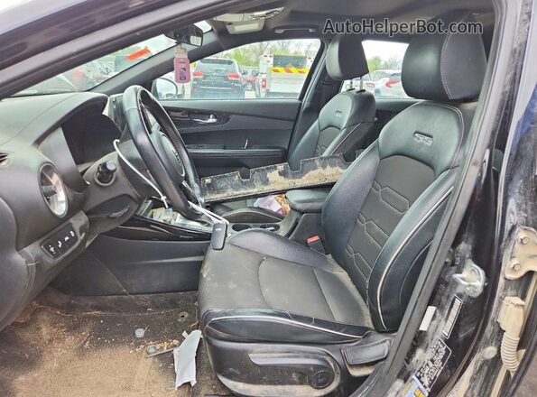 3KPF34AD4LE178953 2020 KIA FORTE Черный Вид салона спереди