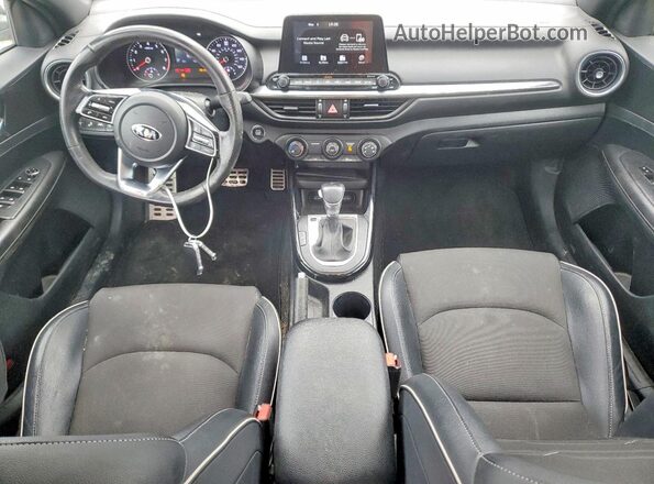 3KPF34ADXLE136822 2020 KIA FORTE Черный Вид панели приборов