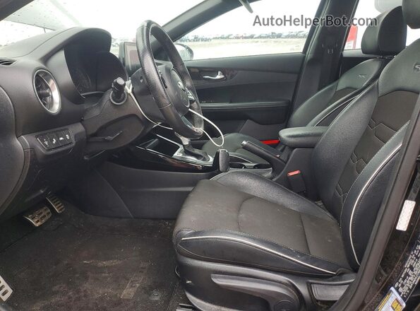 3KPF34ADXLE136822 2020 KIA FORTE Черный Вид салона спереди