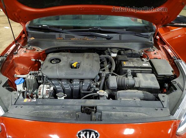 3KPF34ADXLE220140 2020 KIA FORTE Оранжевый Вид задней части салона