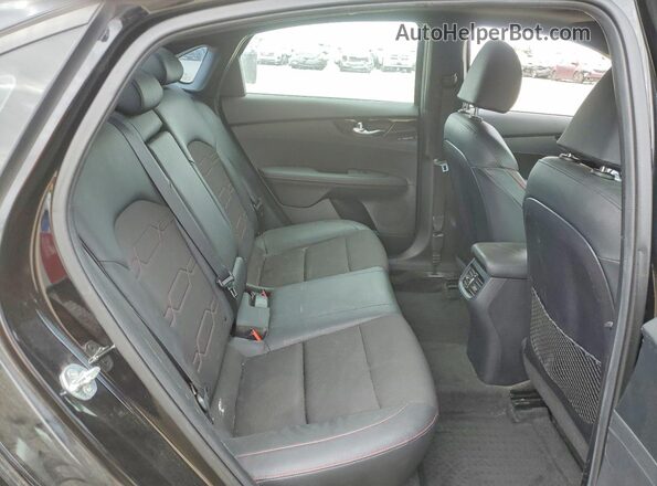 3KPF44AC0LE162446 2020 KIA FORTE Black Widok tylnych siedzeń