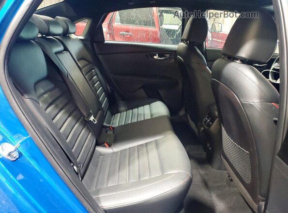 3KPF44AC0NE444055 2022 KIA FORTE Blue Вид задніх сидінь