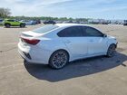 2021 Kia Forte Gt Белый vin: 3KPF44AC2ME288955
