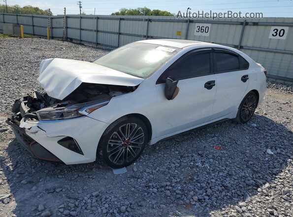 3KPF44AC8RE714719 2024 KIA FORTE White Przód lewy