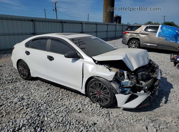 3KPF44AC8RE714719 2024 KIA FORTE White Przód prawy