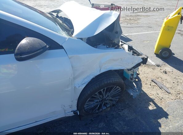 3KPF54AD0PE562843 2023 KIA FORTE White 