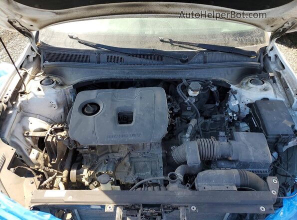 3KPF54AD1LE211000 2020 KIA FORTE White Widok wnętrza z tyłu