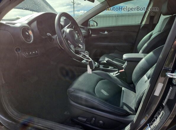3KPF54AD2KE096230 2019 KIA FORTE Угольный Вид салона спереди