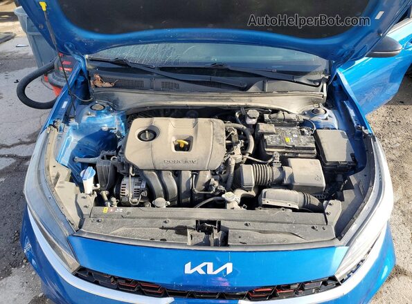 3KPF54AD3NE456366 2022 KIA FORTE Синий Вид задней части салона