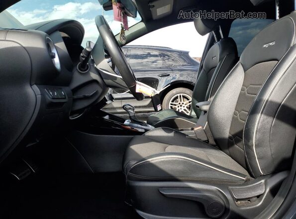 3KPF54AD4RE738182 2024 KIA FORTE Серый Вид салона спереди