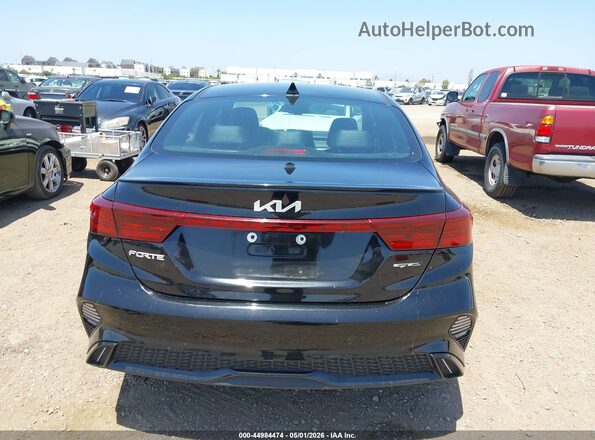 3KPF54AD8NE454953 2022 KIA FORTE Черный 