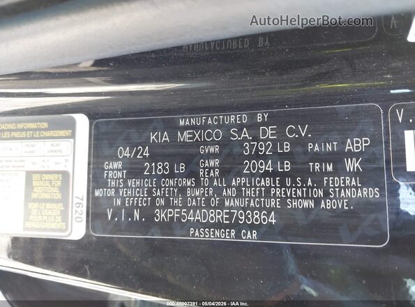 3KPF54AD8RE793864 2024 KIA FORTE Black Widok komory silnika