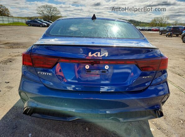 3KPF54AD8RE832307 2024 KIA FORTE Синий Вид сзади