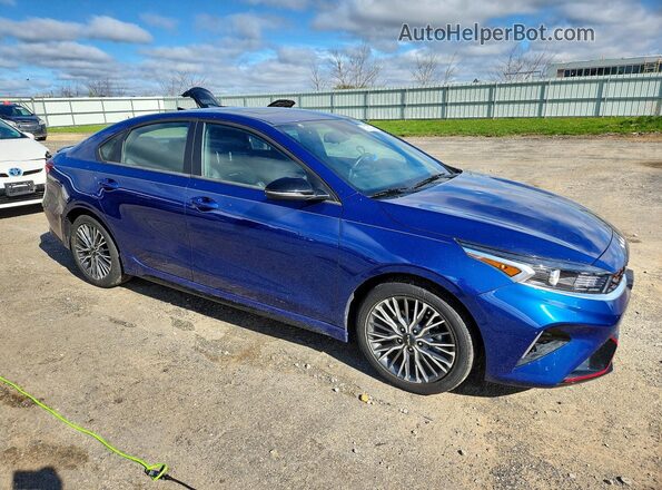 3KPF54AD8RE832307 2024 KIA FORTE Синий Передняя правая четверть