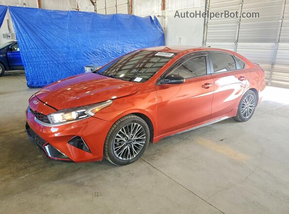 3KPF54AD9PE576790 2023 KIA FORTE Оранжевый Передняя левая четверть