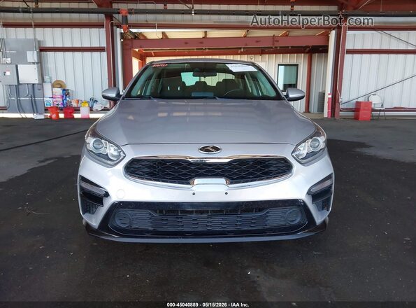 3KPF54ADXLE172035 2020 KIA FORTE Silver Widok wnętrza z tyłu