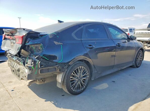 3KPF54ADXNE479062 2022 KIA FORTE Black Tył prawy