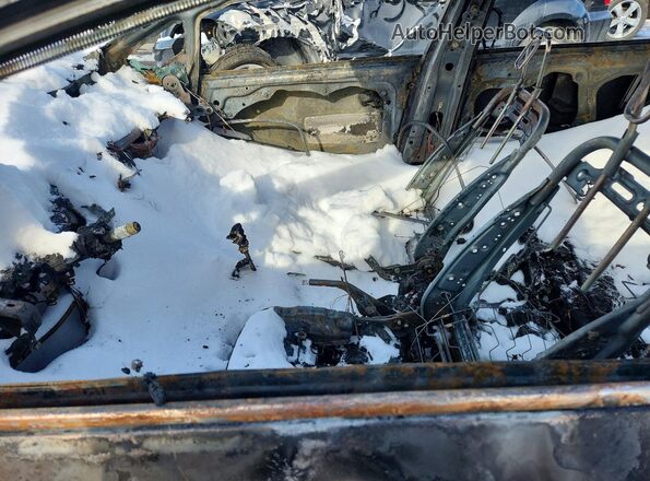 3KPFK4A71HE137006 2017 KIA FORTE Фиолетовый Вид салона спереди
