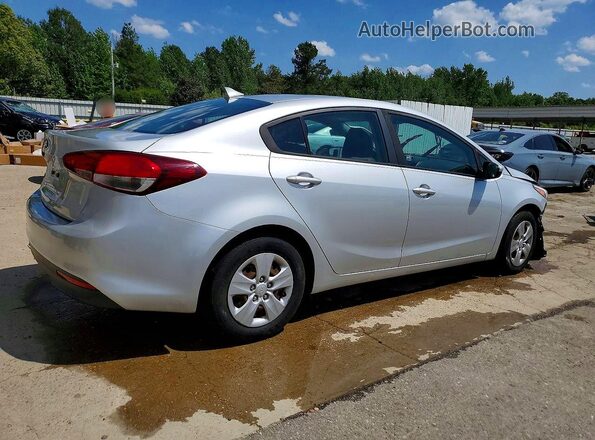 3KPFK4A75HE068319 2017 KIA FORTE Серебряный Задняя правая четверть