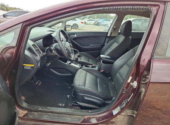 3KPFK4A79HE030558 2017 KIA FORTE Фиолетовый Вид салона спереди