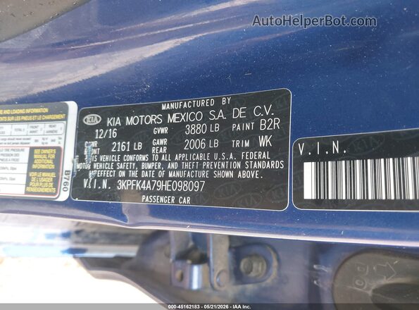 3KPFK4A79HE098097 2017 KIA FORTE Синий Вид подкапотного пространства