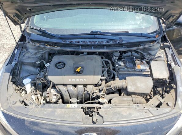3KPFK4A7XHE055145 2017 KIA FORTE Black Vista interior trasera