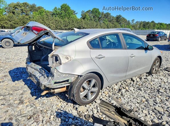 3KPFL4A71JE220146 2018 KIA FORTE Silver უკანა მარჯვენა