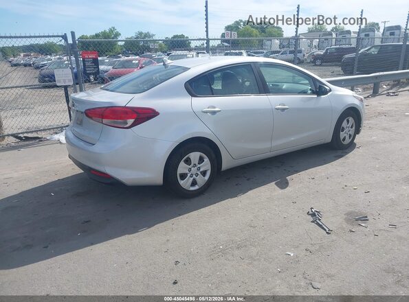 3KPFL4A76HE084185 2017 KIA FORTE Серый Задняя правая четверть
