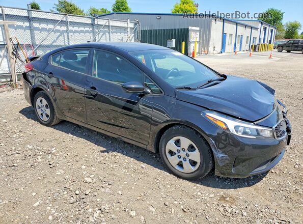 3KPFL4A78JE280666 2018 KIA FORTE Black Przód prawy